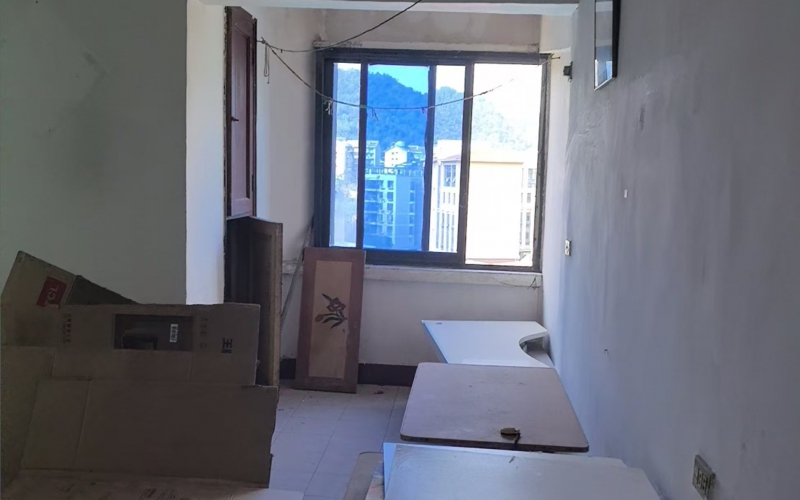 貴州省機(jī)關(guān)事務(wù)管理局國(guó)有資產(chǎn)管理服務(wù)中心貴陽市云巖區(qū)護(hù)國(guó)路153號(hào)3單元8層2號(hào)住宅招租